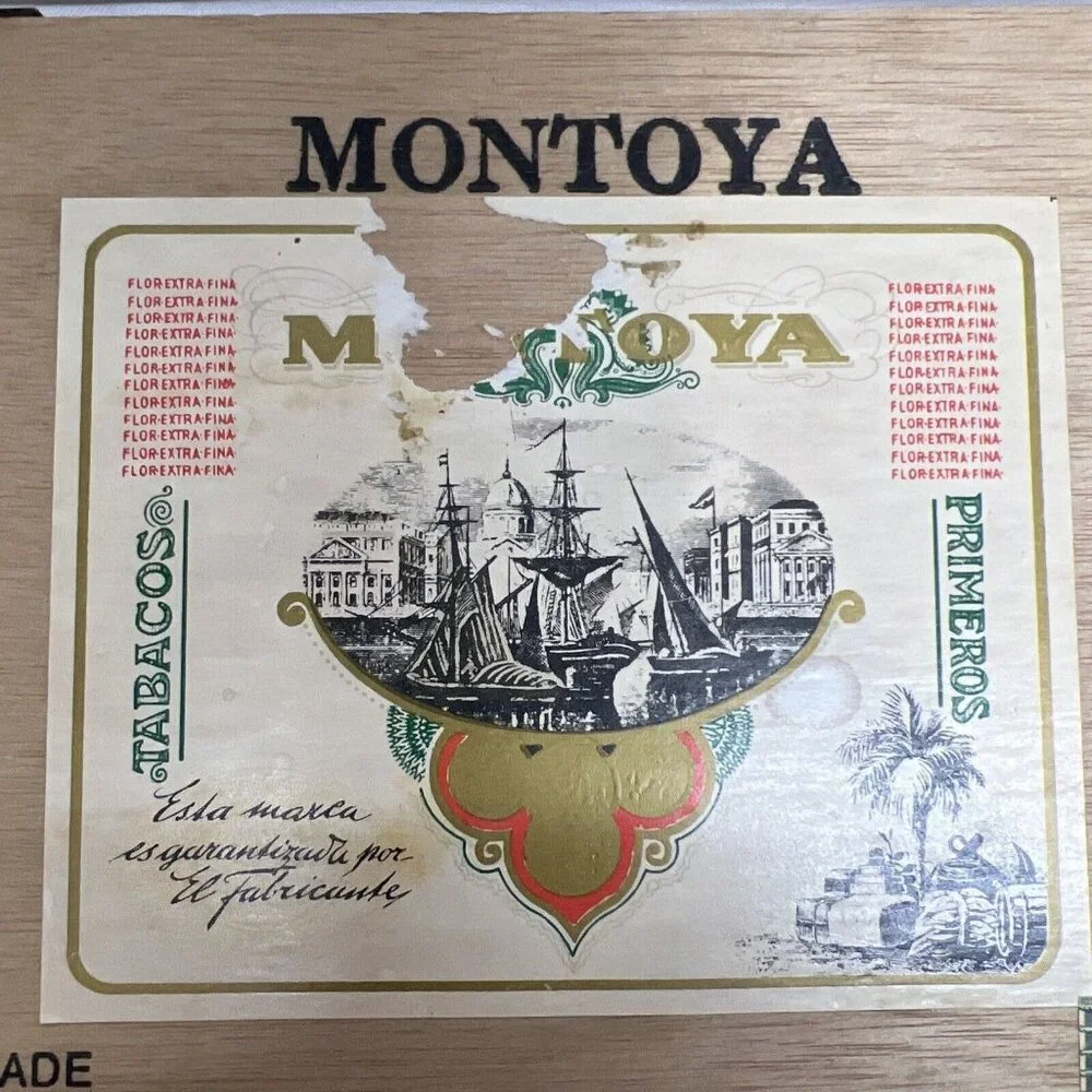 MONTOYA ROYAL CORONA WOODEN CIGAR BOX HAND MADE CANARY ISLAND BLEND